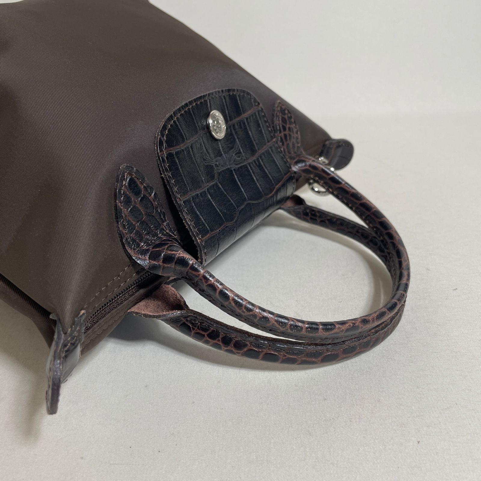 2606-33｜美品｜ロンシャン ル・プリアージュ ハンドバッグ クロコ型押し