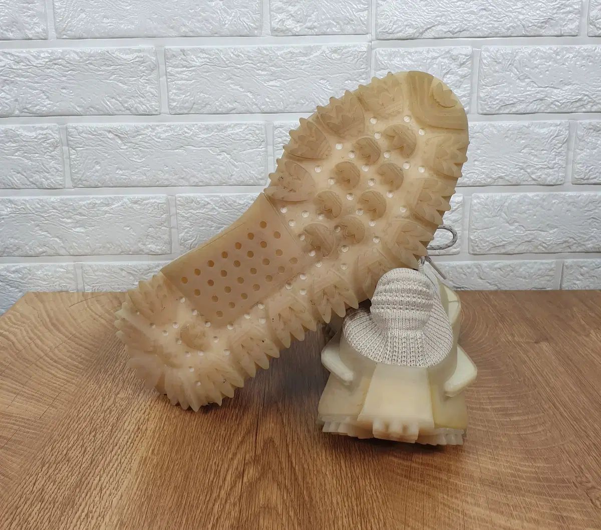 260 アディダス NMD S1 ブリス クラウド 白