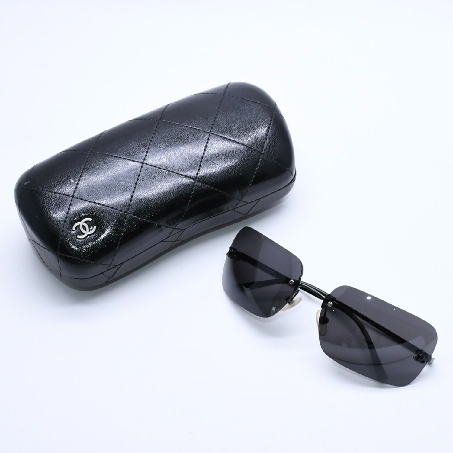 CHANEL シャネル リムレス サングラス アイウェア 4017 c.126/26 サイズ62□17 120 ココマーク ブラック 美品 中古 4a004058