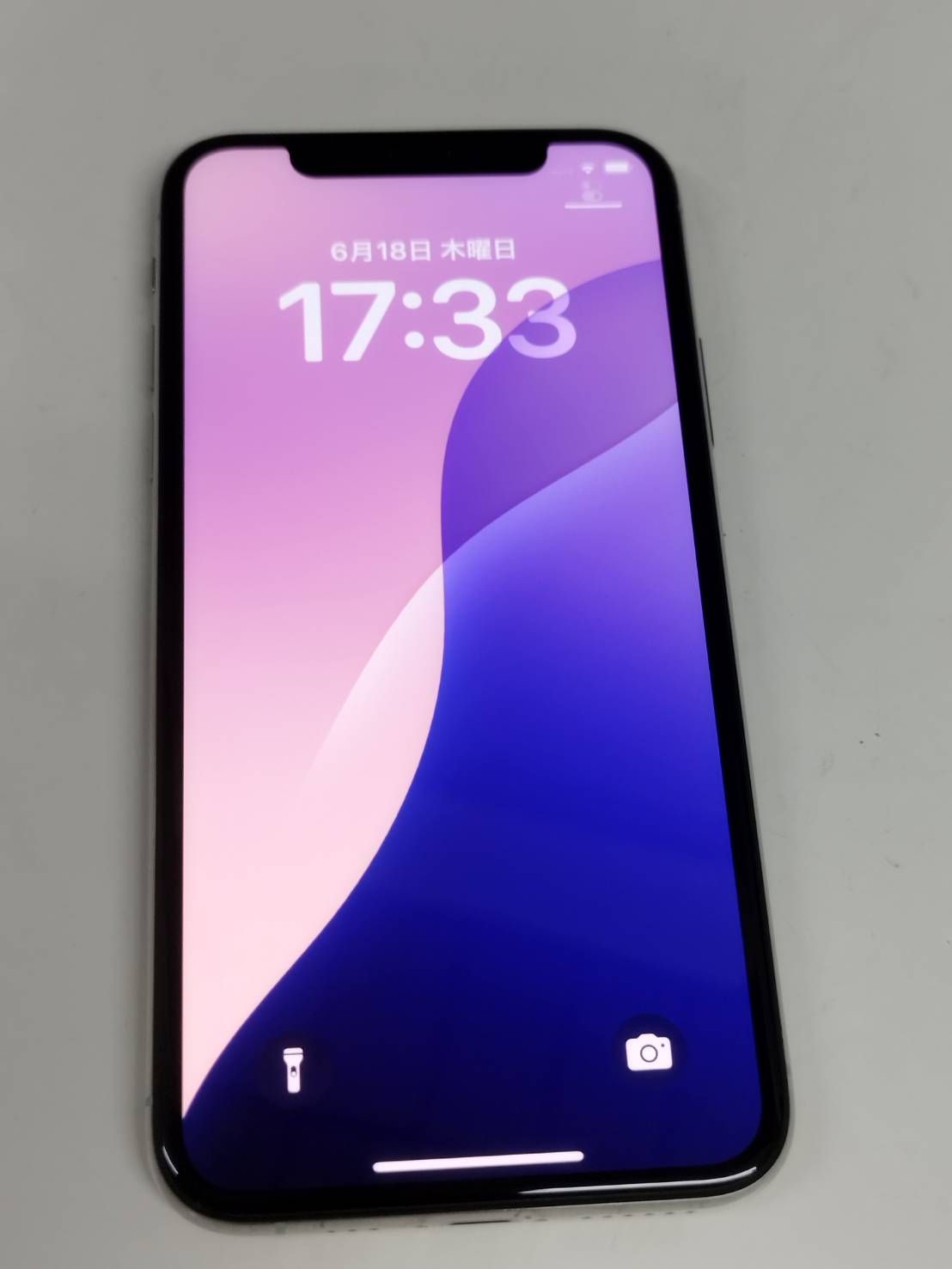 【ジャンク】iPhone Xs/SIMロックあり/A2098/256GB/シルバー〈MTE12J/A〉