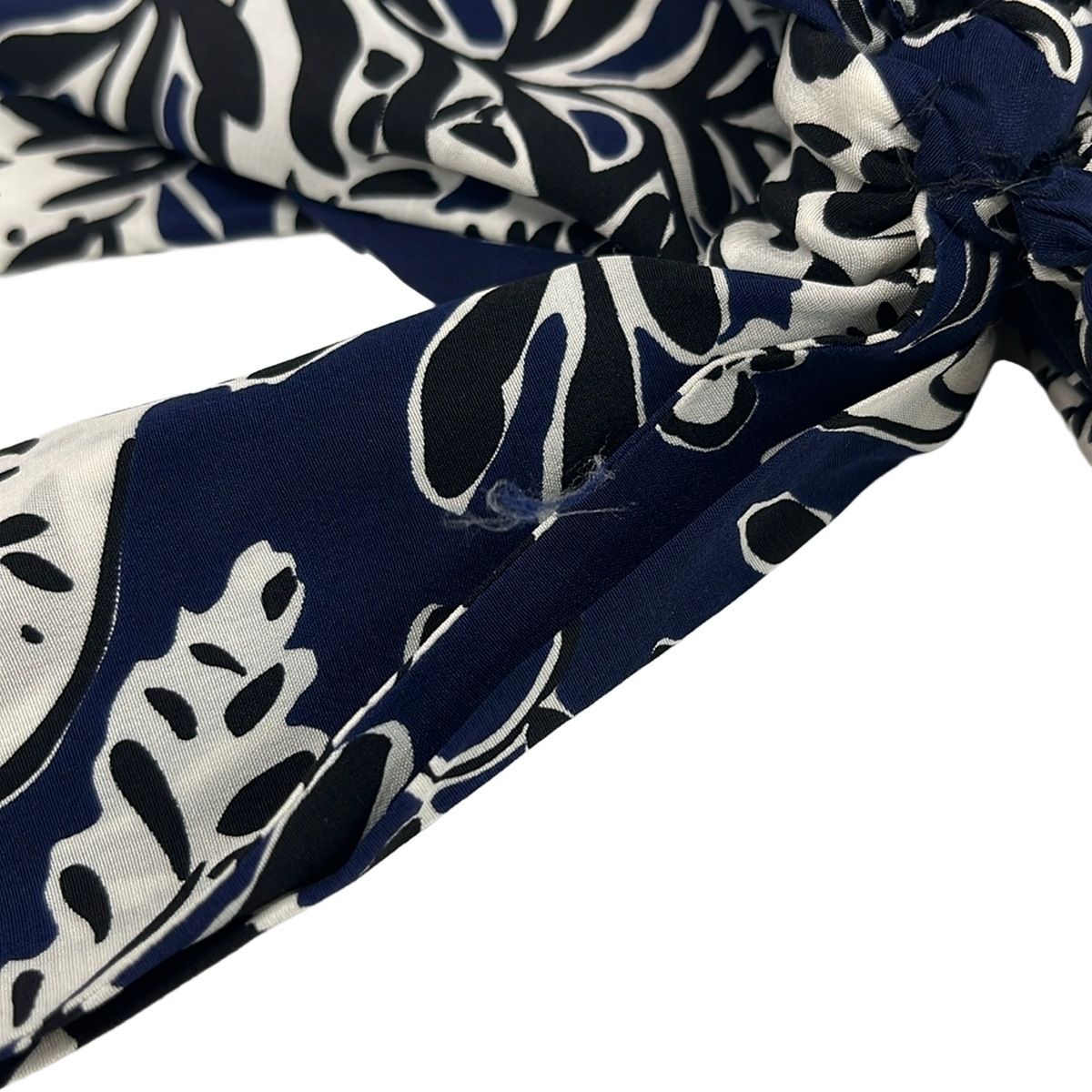 YvesSaintLaurent rivegauche (YSL)(イヴサンローランリヴゴーシュ