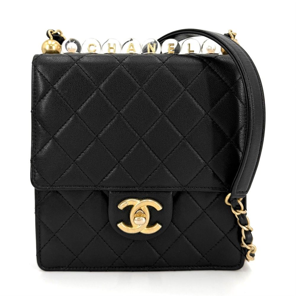 シャネル ショルダーバッグ レディース マトラッセ ロゴ チェーンショルダー ココマーク 肩掛け 斜め掛け CHANEL レザー ブラック 黒 ゴールド金具【中古品】