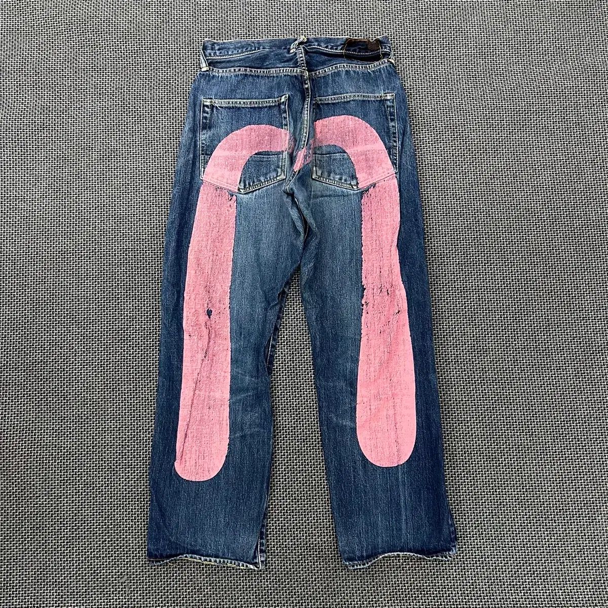 EVISU ジャパン バックロゴ デニムパンツ