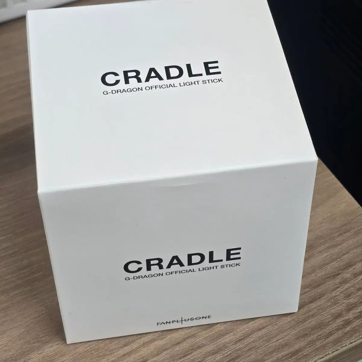 G-DRAGON(ジードラゴン) 公式 ペンライト CRADLE