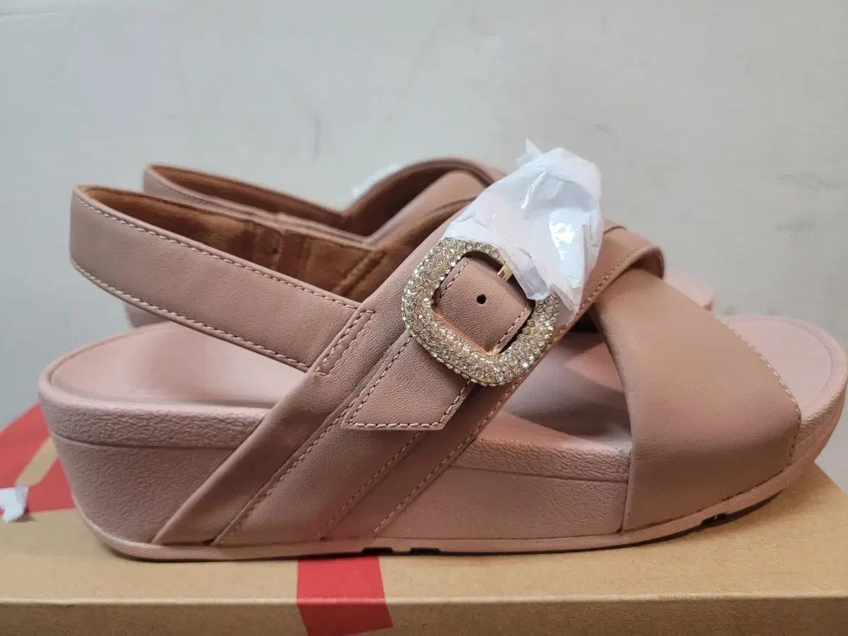 新品 FITFLOP フィットフロップ ルル クリスタル バックル バックストラップ サンダル 245