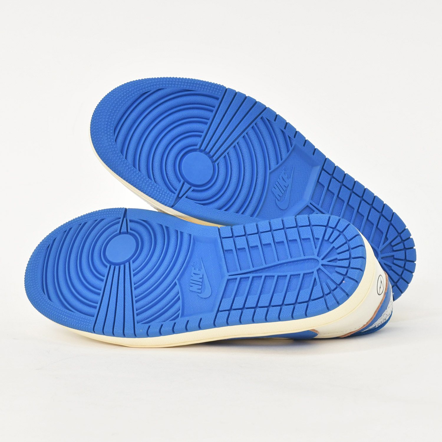 新品未使用 Travis Scott × fragment design × Nike Air Jordan 1 Low