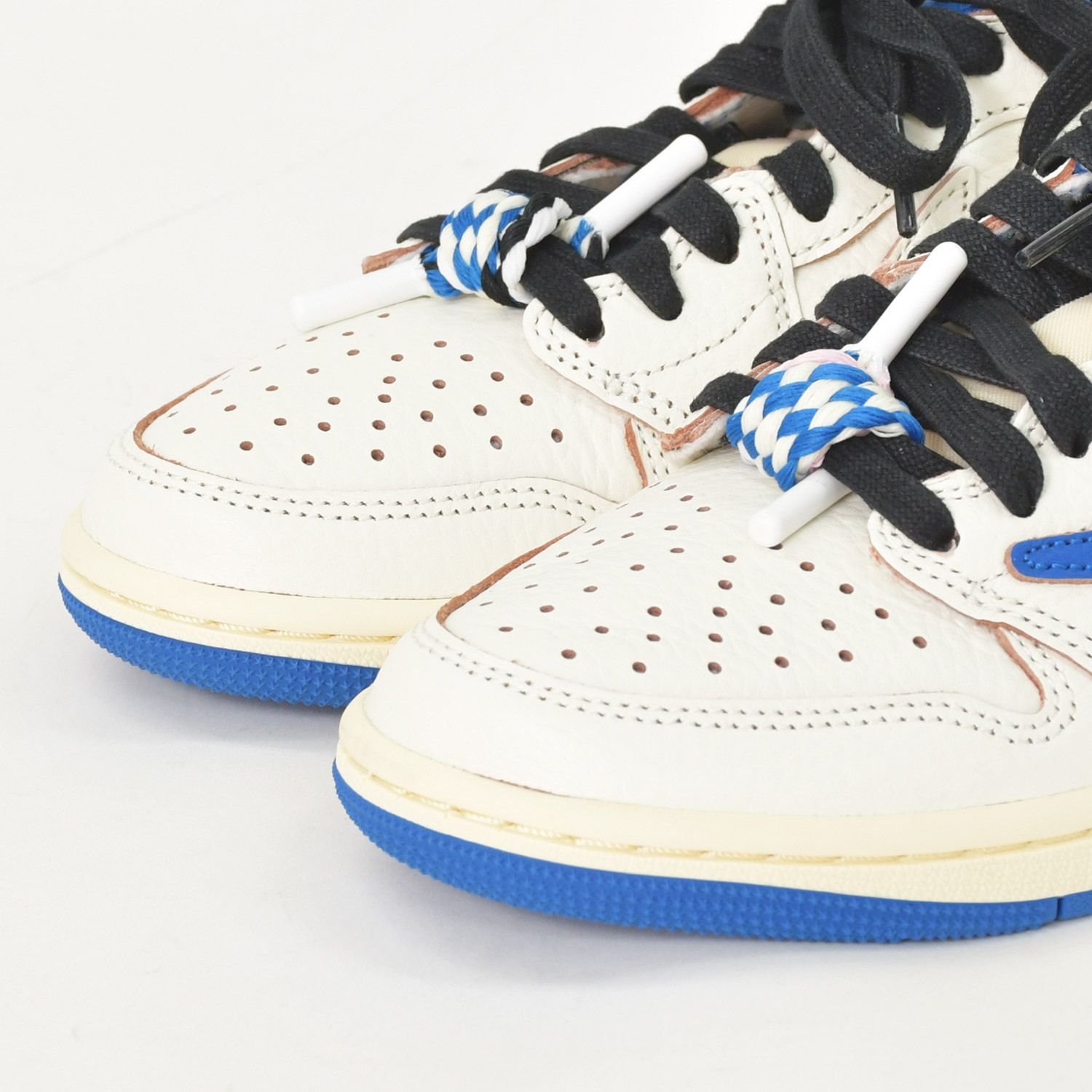 新品未使用 Travis Scott × fragment design × Nike Air Jordan 1 Low 