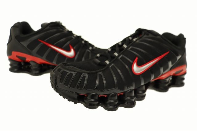 ナイキ NIKE SHOX TL BLACK METALLIC SILVER UNIVERSITY RED ショックス ブラック メタリック シルバー ユニバーシティ レッド CN0151-003 26.5 黒 赤 ブランド古着ベクトル 中古▲260619