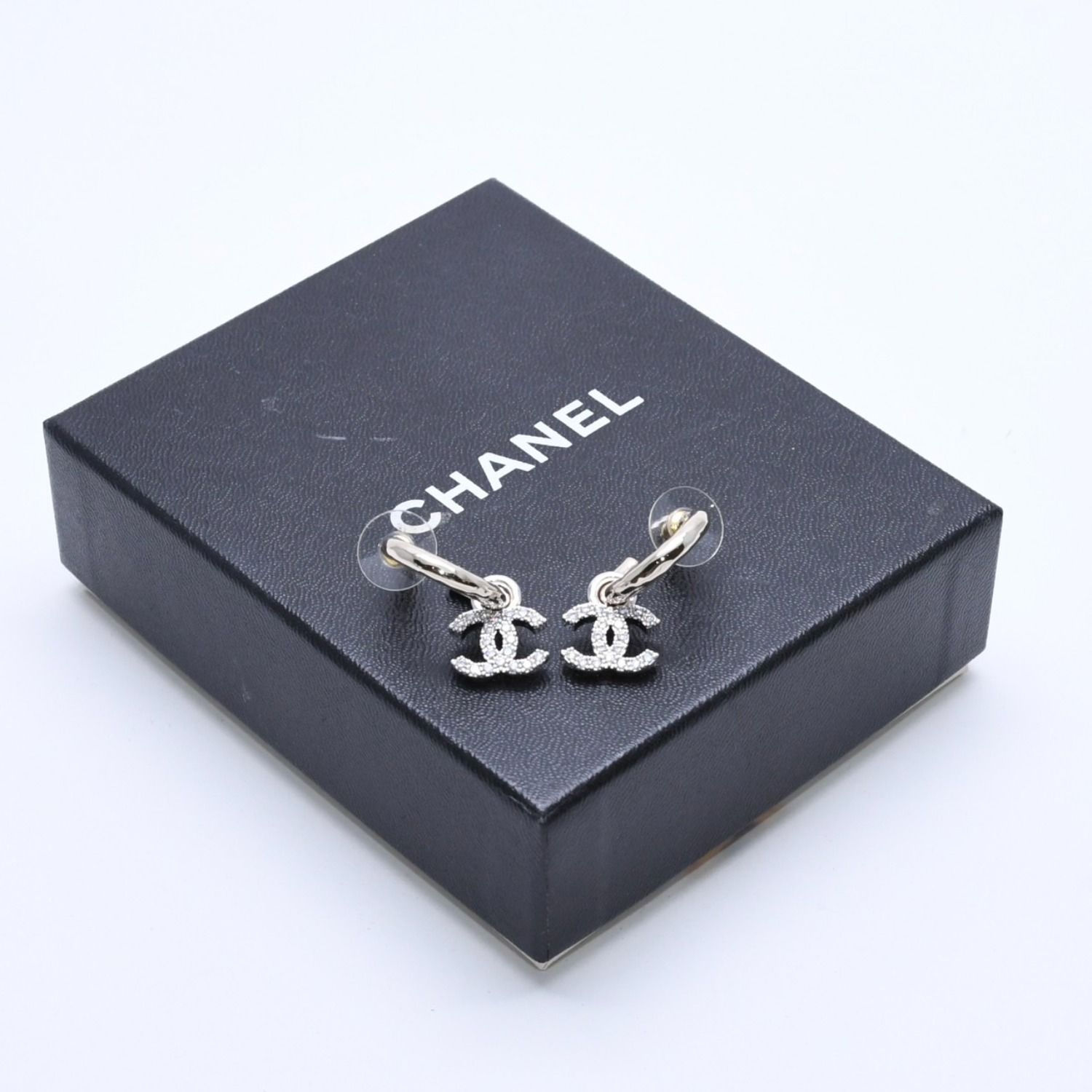 極美品 CHANEL シャネル ピアス フープイヤリング B22S刻印 シルバー