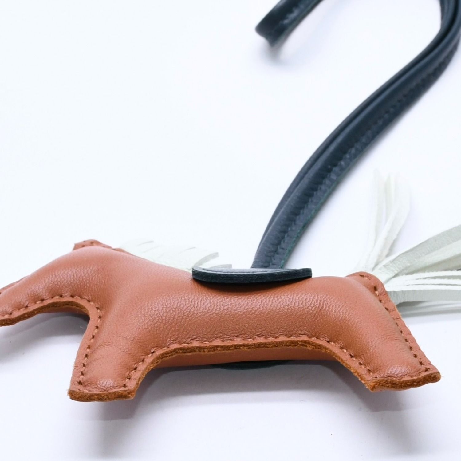 極美品 HERMES エルメス ロデオチャームPM バッグチャーム ブラウン