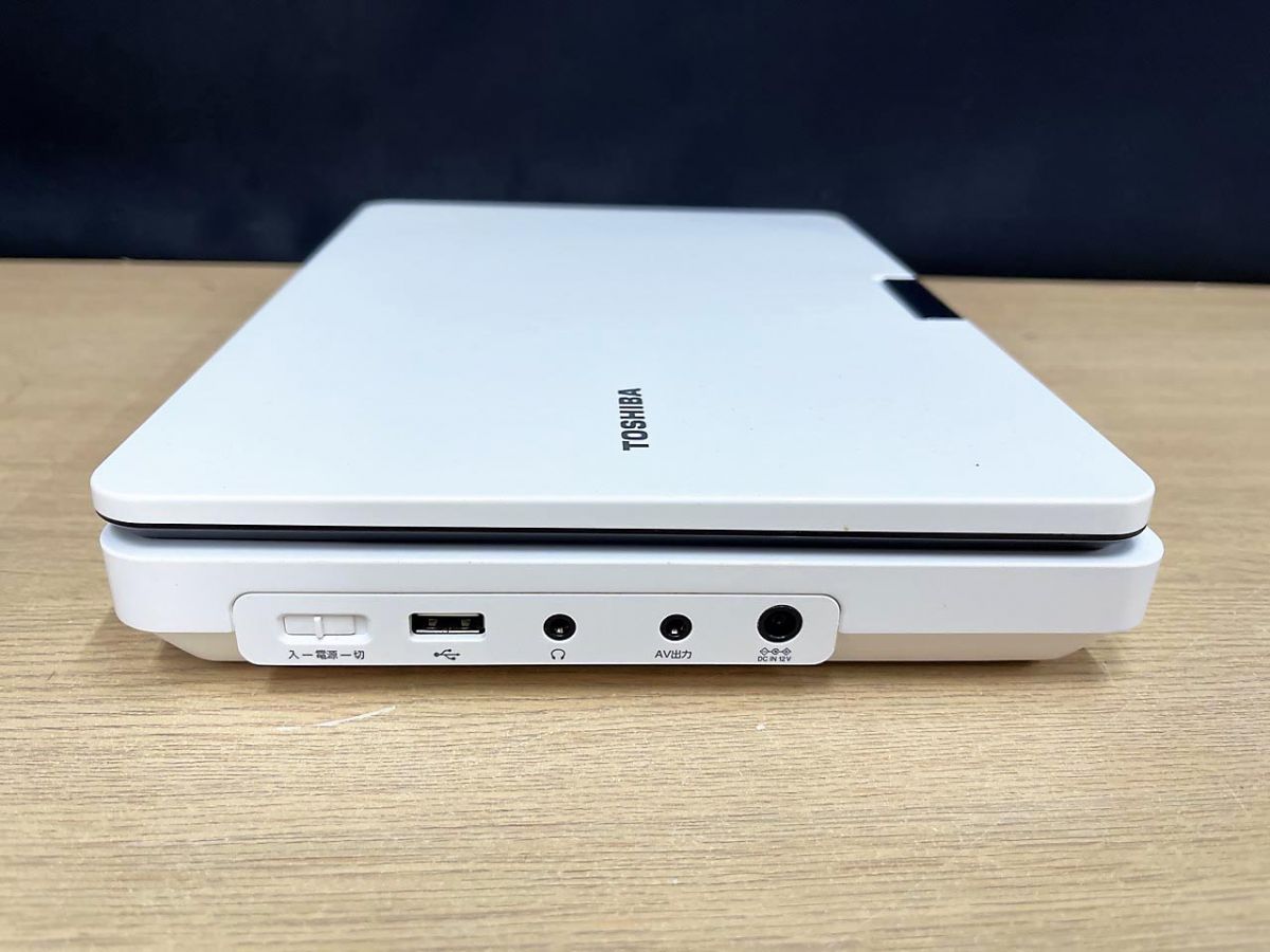 TOSHIBA 東芝 REGZA レグザ ポータブルDVDプレーヤー SD-P1010S - メルカリ