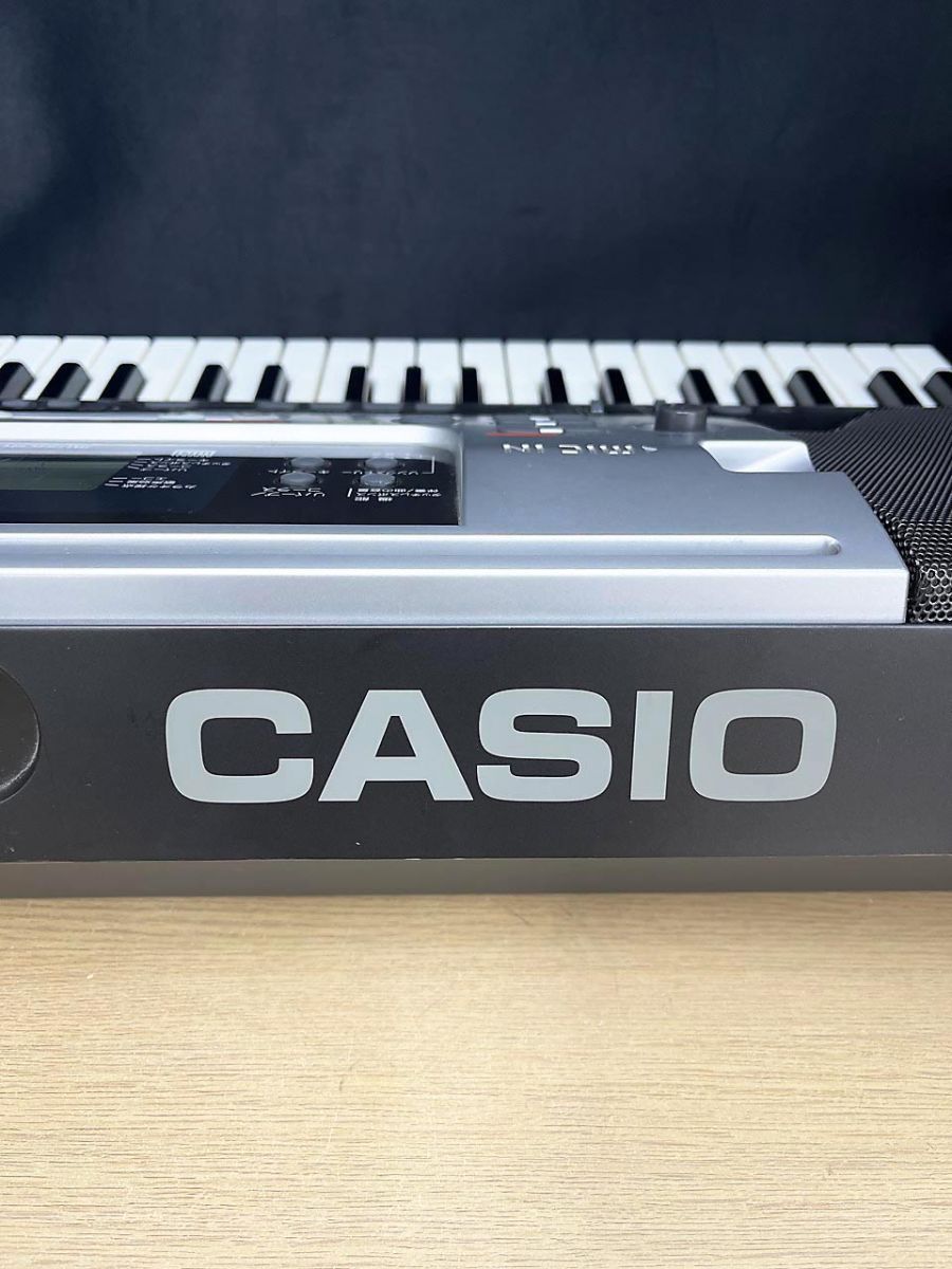 CASIO カシオ 電子キーボード 光ナビゲーション 譜面台付 LK-301BB
