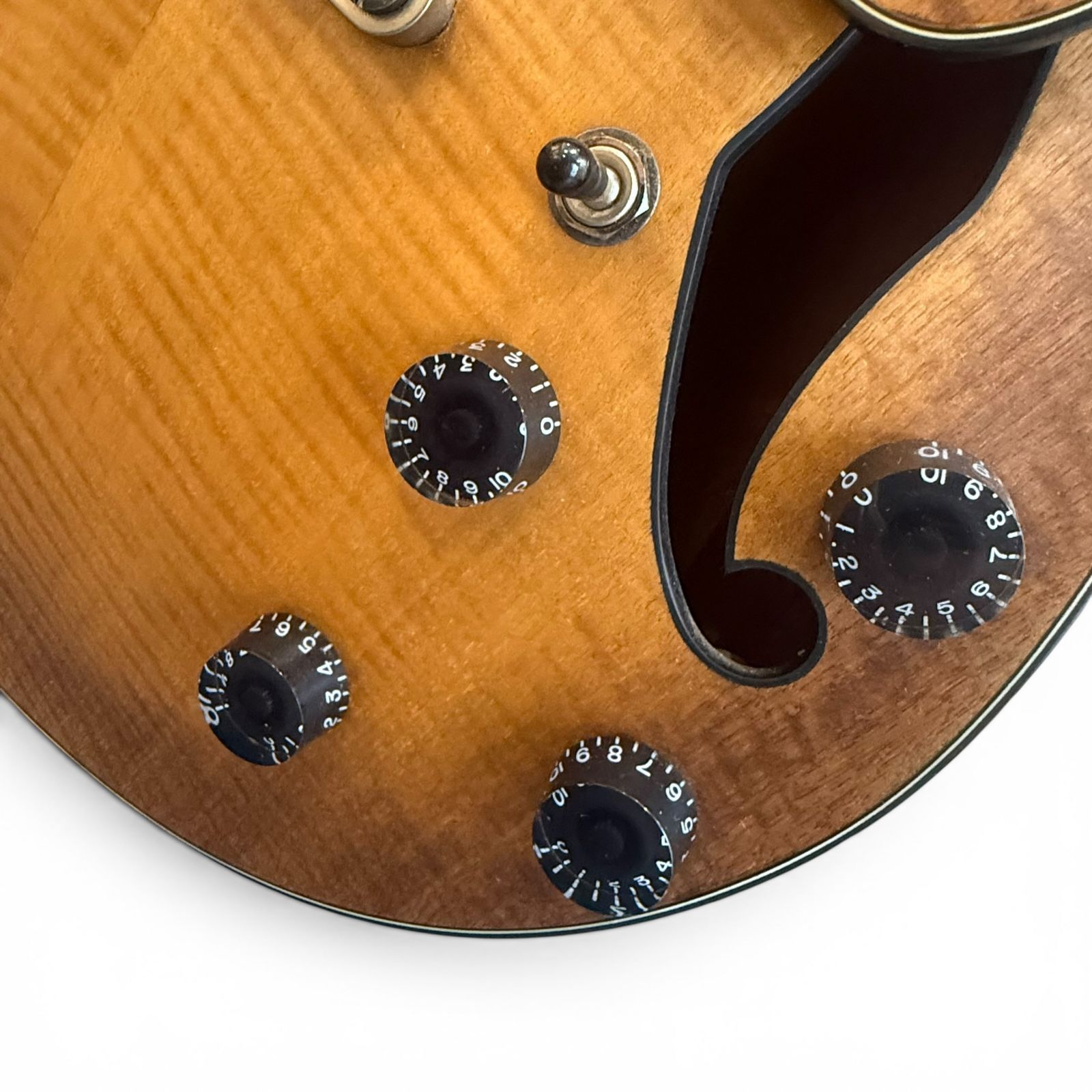 音出しOK◇Ibanez◇アイバニーズ セミアコースティックギター AGS83B