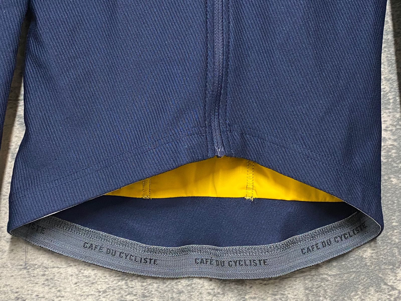 KF516 カフェドシクリステ Cafe du Cycliste Clemence man 長袖