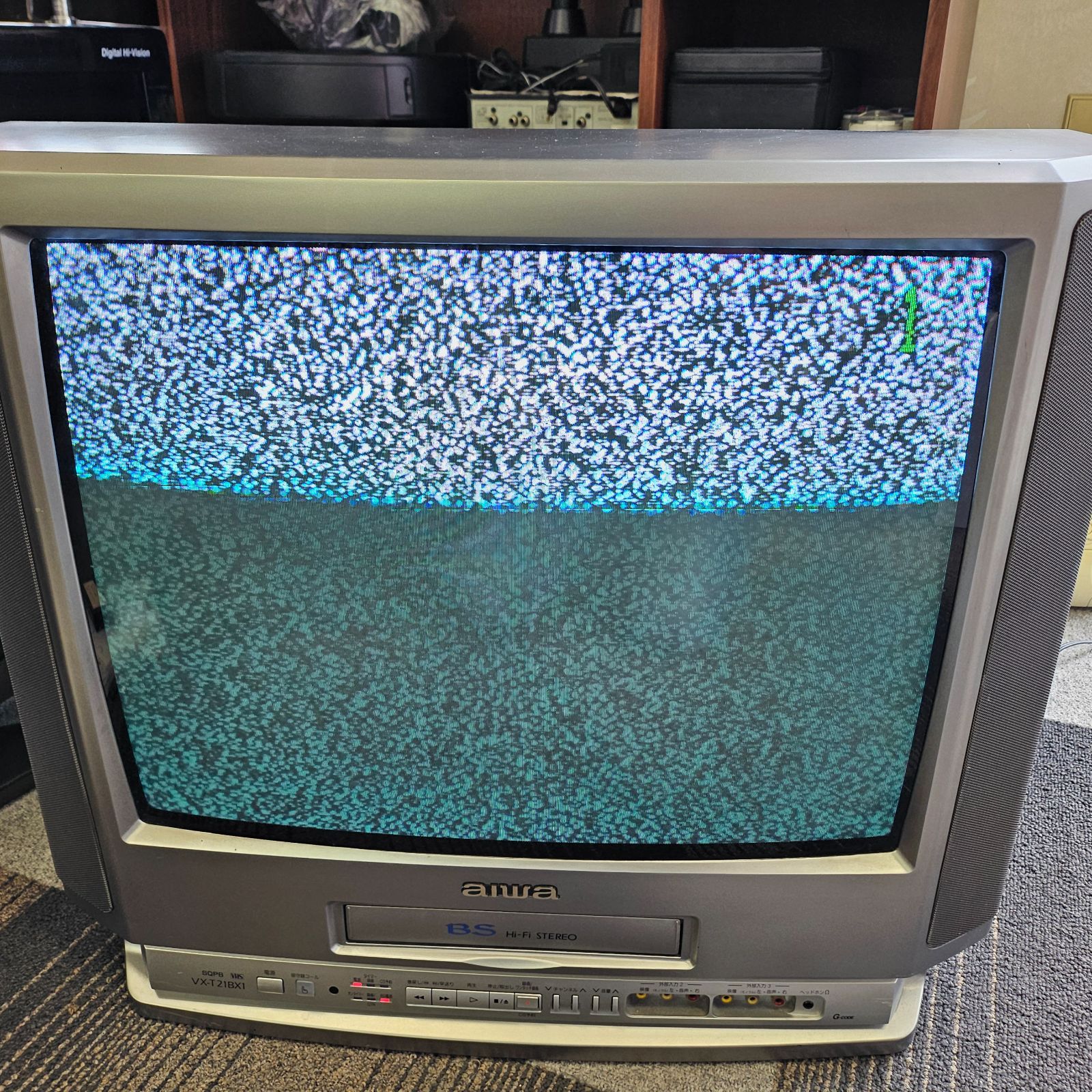 動作品 アイワ AIWA 21型 テレビデオ VX-T21BX1 リモコン付き