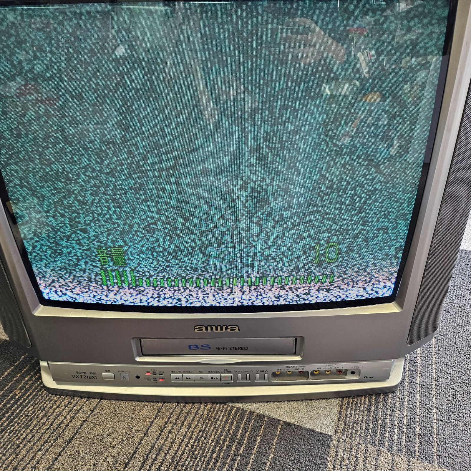 動作品 アイワ AIWA 21型 テレビデオ VX-T21BX1 リモコン付き