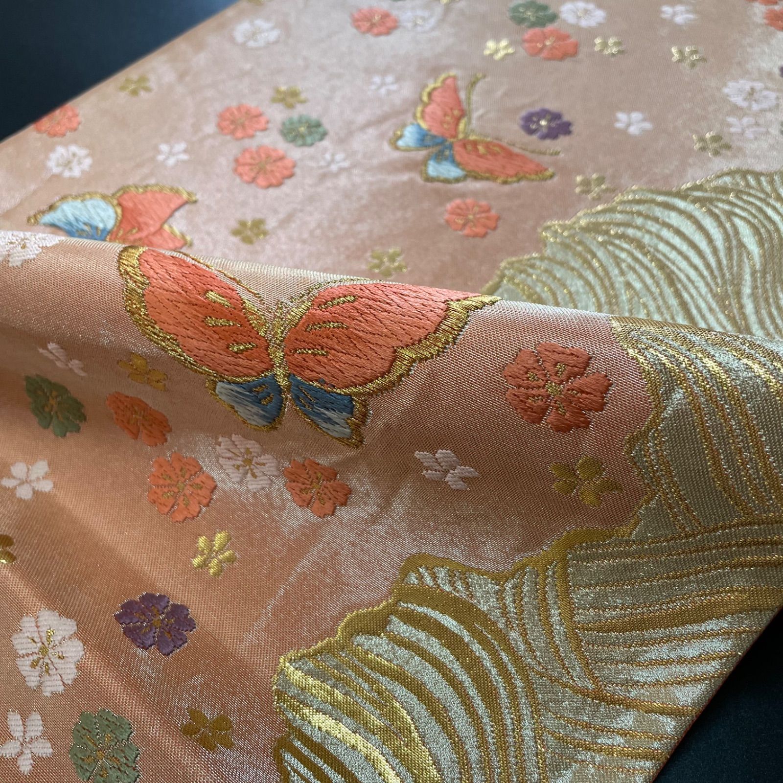 R071 美品 袋帯 六通 西陣織 金糸 三松謹製 蝶々 桜 正絹 和装 和服