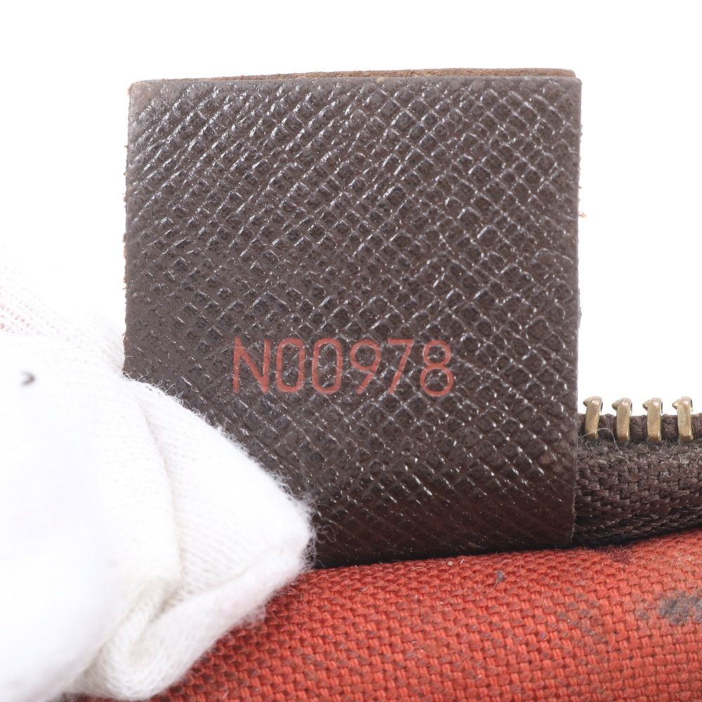 ルイヴィトン ダミエ トゥルース メイクアップ ポーチ N51982 レザー