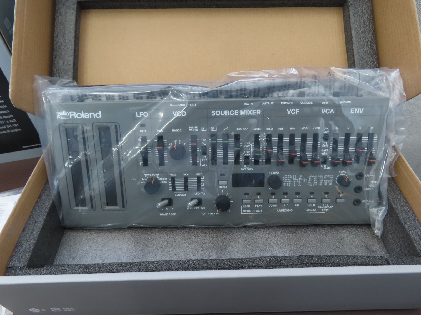 Roland Boutique SH-01A アナログシンセサイザー (元箱付き) - メルカリ