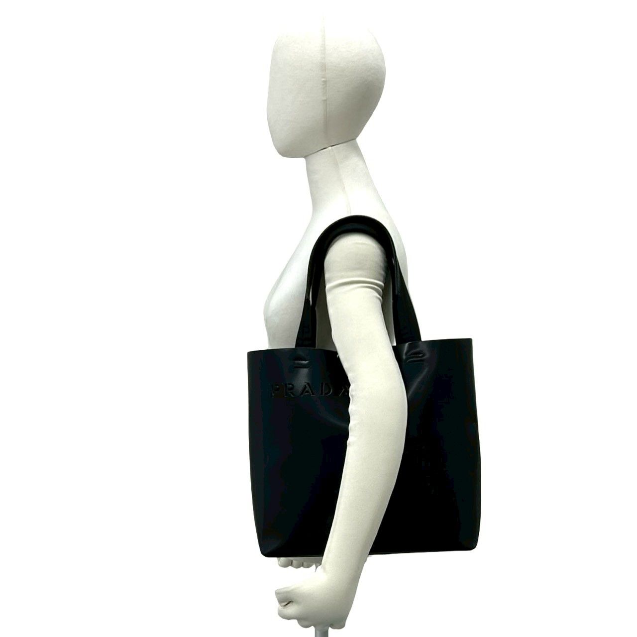 極 美品 希少品 PRADA プラダ パンチング ロゴ 型抜き レザー 本革