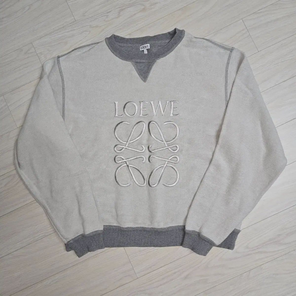 ロエベ アナグラム ロゴ スウェット