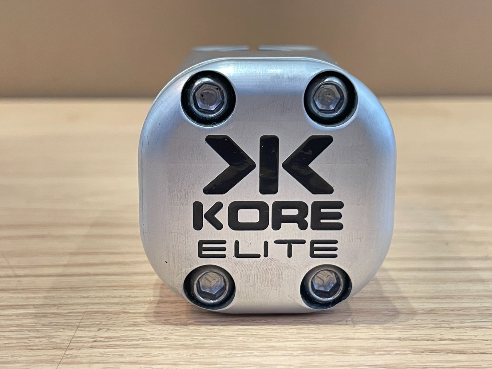 P4295 □NEW□ KORE コア ELITE ステム アルミ Φ26 55/60mm 286g