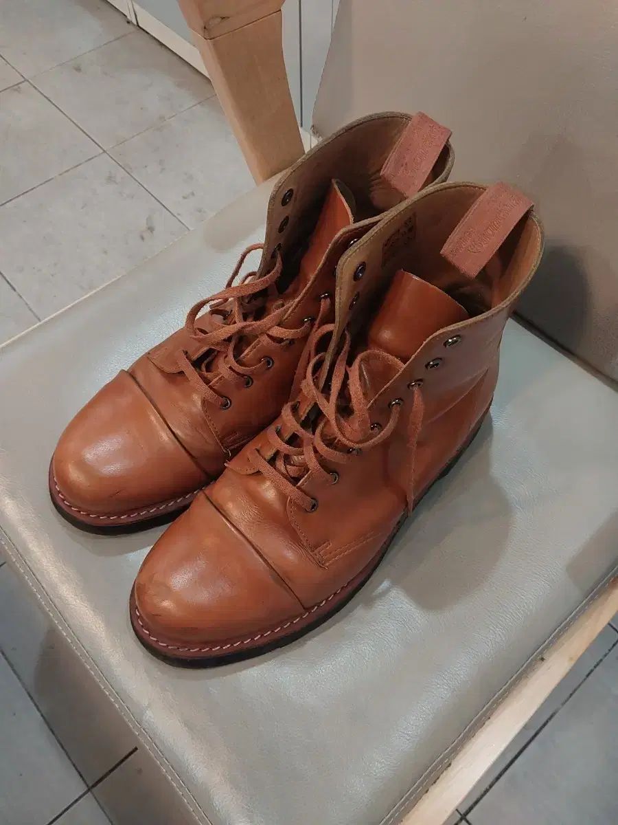 DR. MARTENS ドクターマーチン チャールトン 8ホール ブラウン ウォーカーブーツ 270mm (UK8 US9)