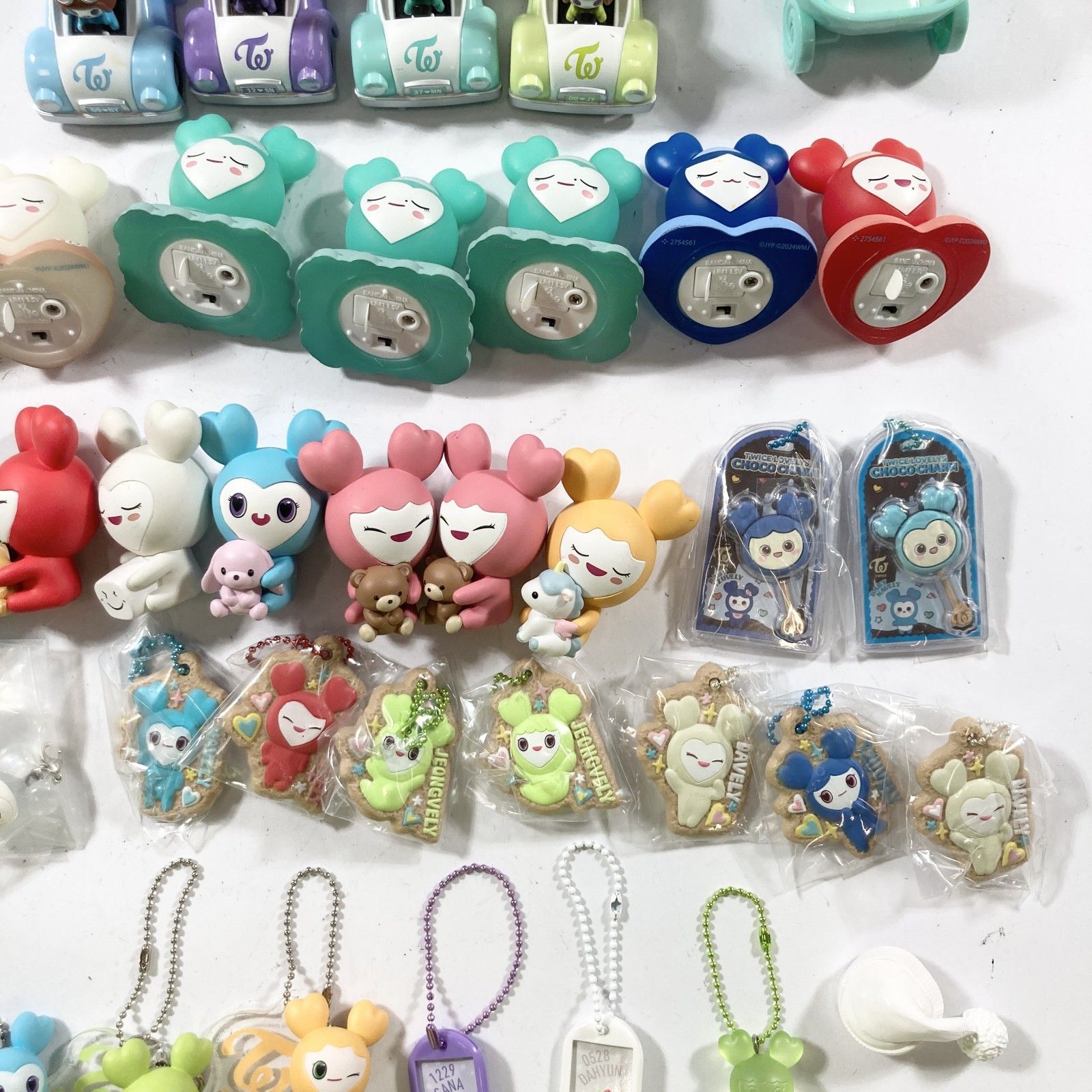 ☆ TWICE LOVELYS グッツ 約47点 まとめ商品 マスコット フィギュア 