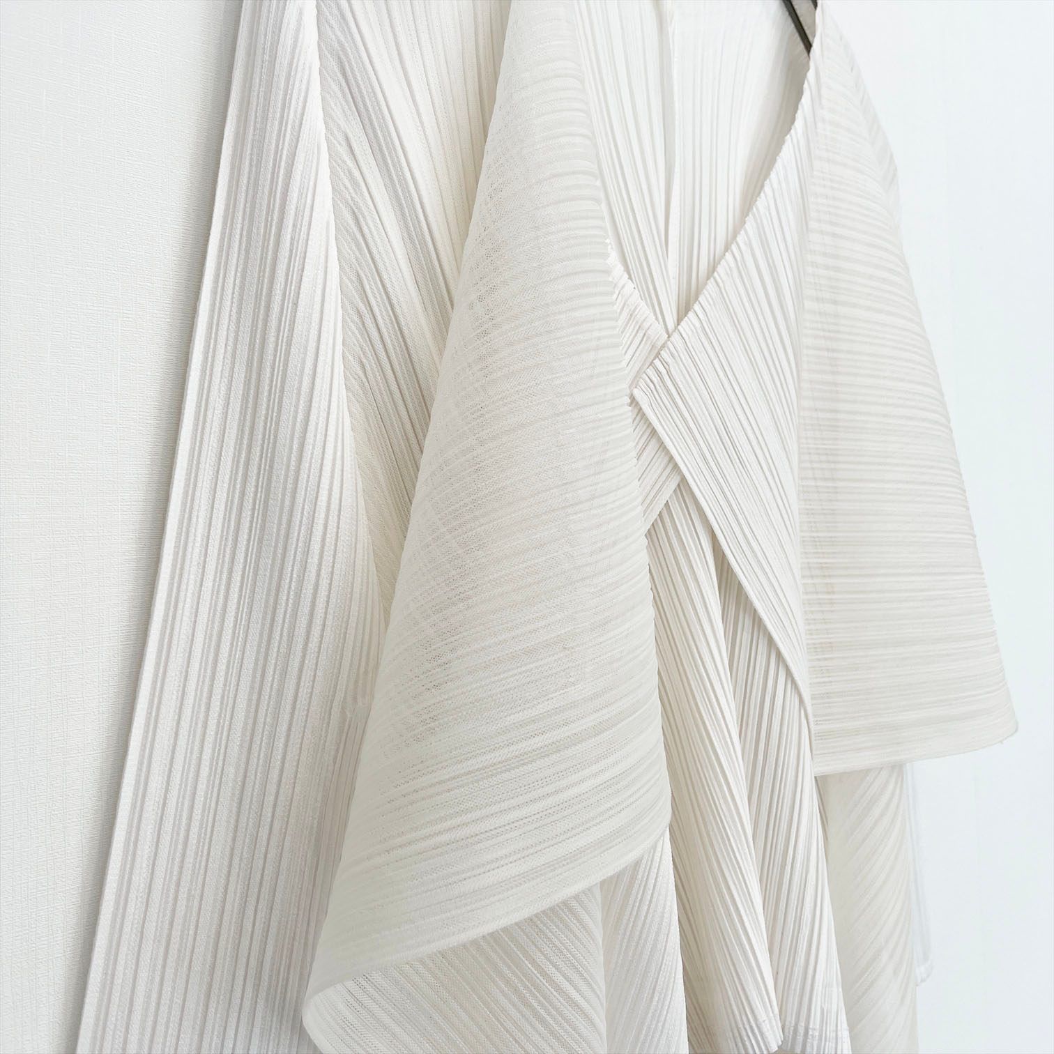 PLEATS PLEASE ISSEY MIYAKE プリーツ プリーズ イッセイ ミヤケ