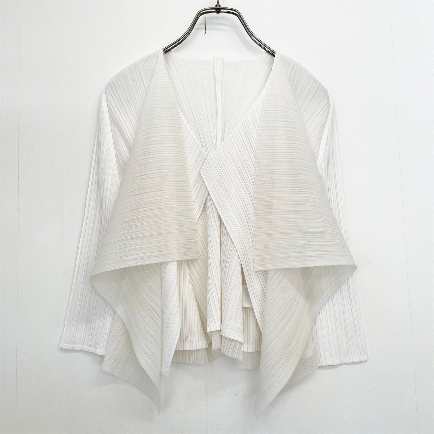 PLEATS PLEASE ISSEY MIYAKE プリーツ プリーズ イッセイ ミヤケ