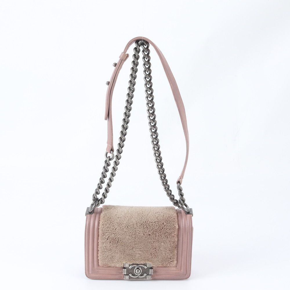 美品 シャネル シリアルシール付 ボーイシャネル ファー チェーン レザー 2WAY ショルダーバッグ 斜め掛け レディース UGR EB3-9【中古】