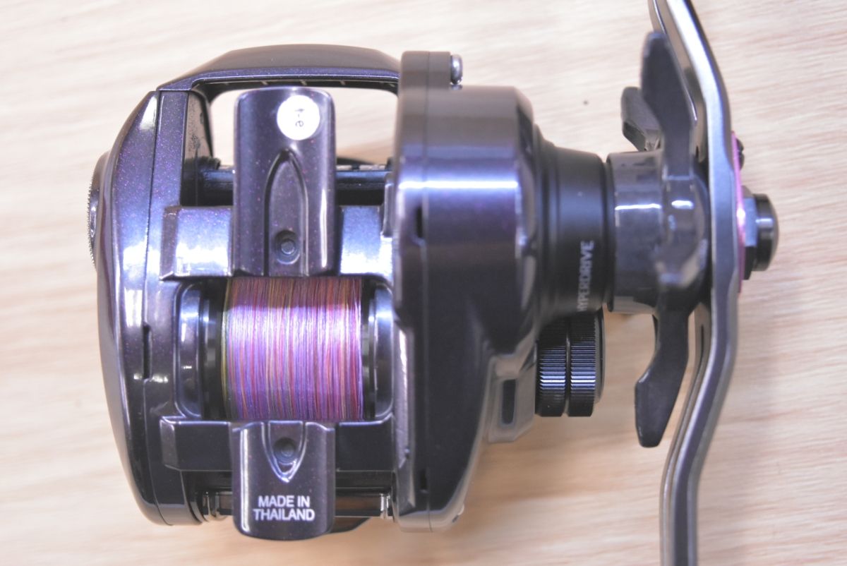 ダイワ 23 紅牙100L ベイトリール 左 DAIWA KOHGA オフショア 船釣り