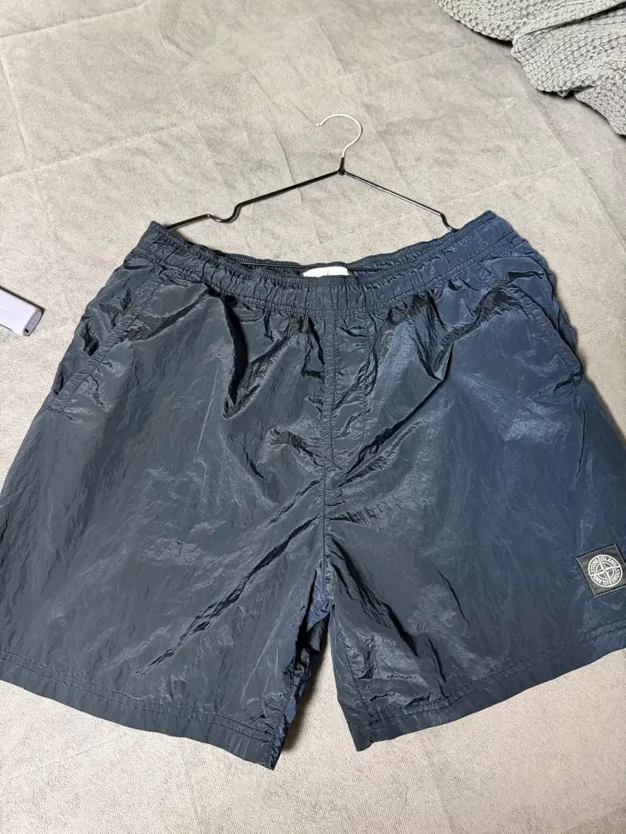 STONE ISLAND ストーンアイランド ナイロン パンツ L