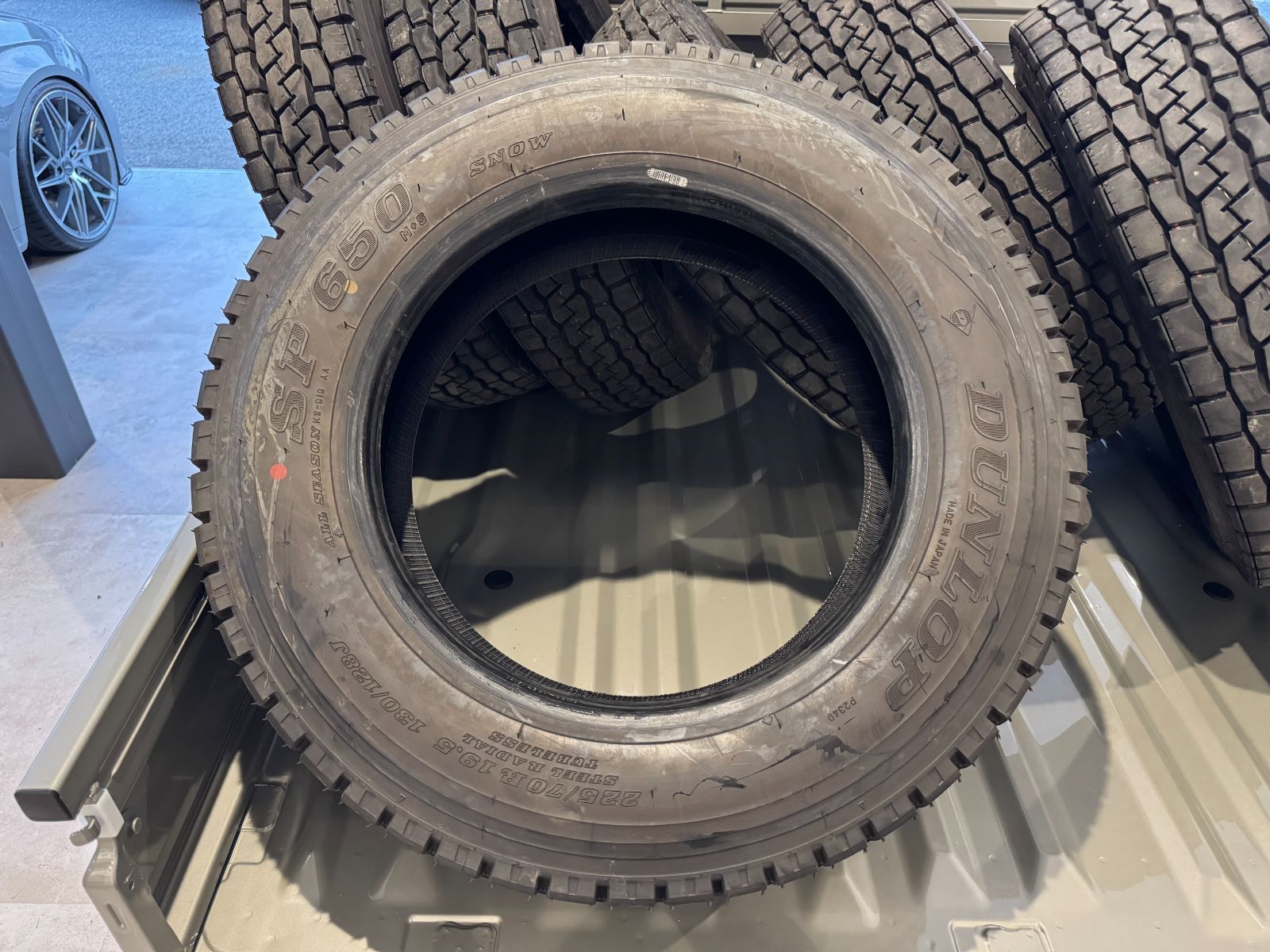 【6本セット】DUNLOP ダンロップ 225/70R19.5 130/128J SP650 低床用トラックタイヤ