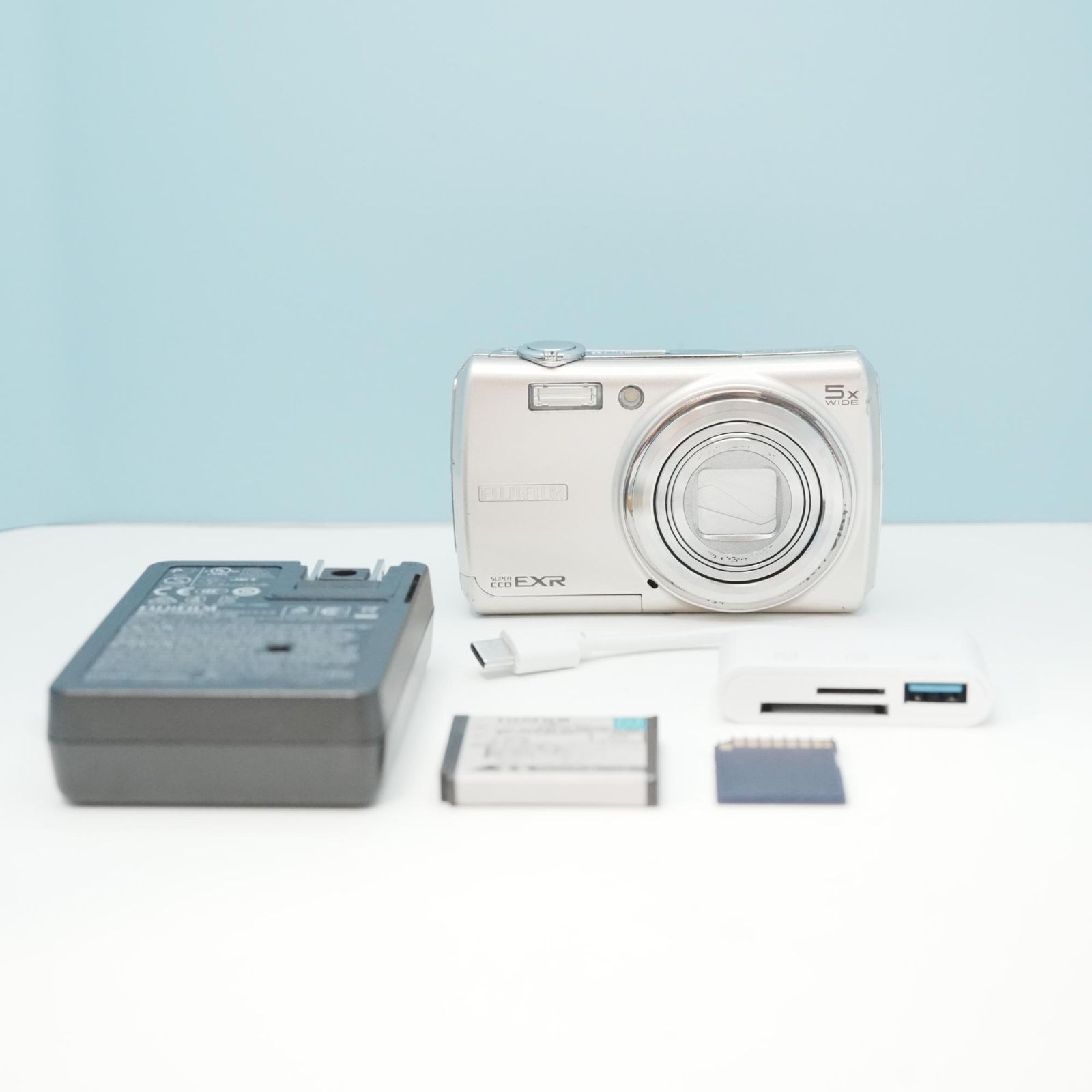FUJIFILM FINEPIX F200EXR デジカメ スマホ転送OK フルセット 美品