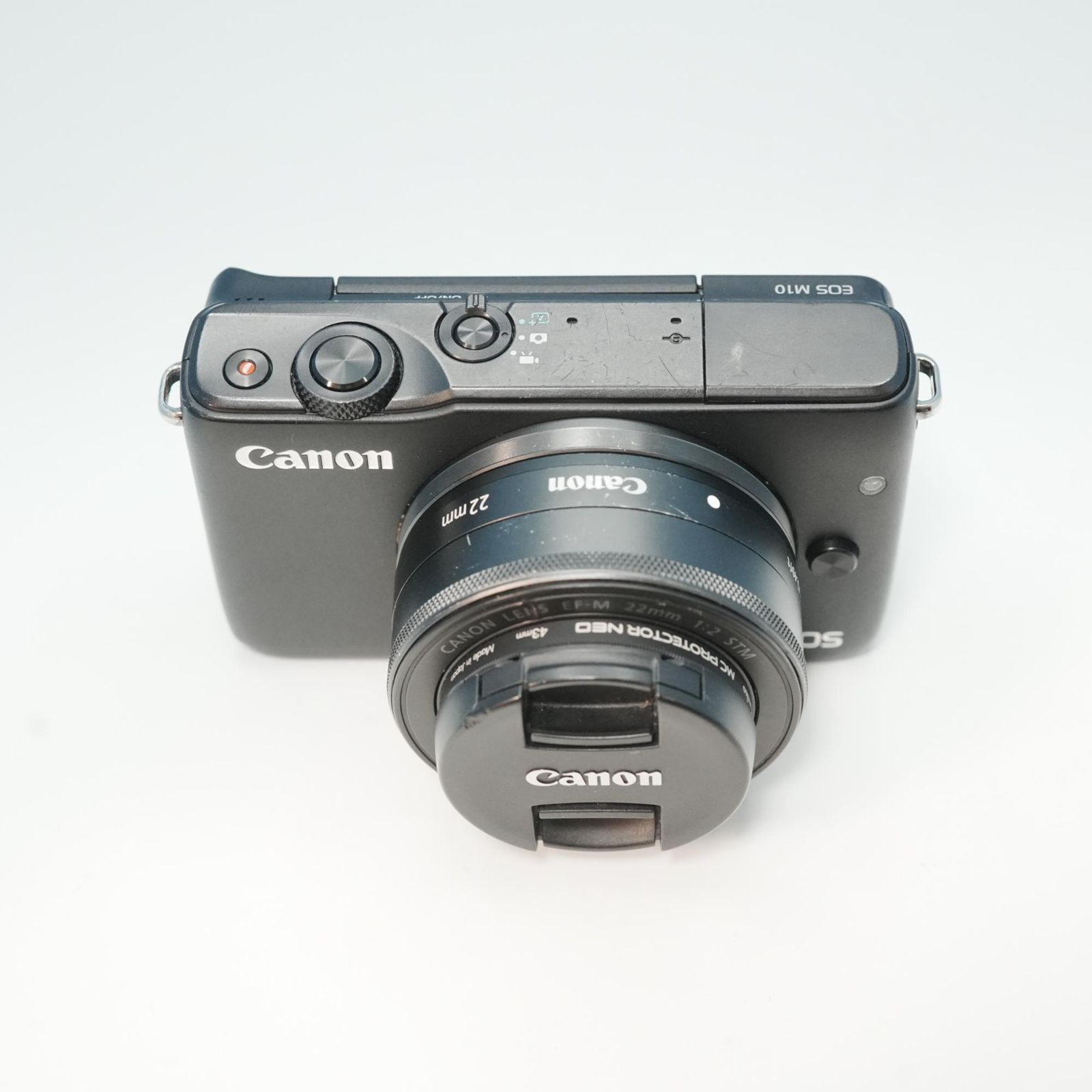 Canon EOS M10 ミラーレスカメラ スマホ転送OK フルセット 美品 a6790