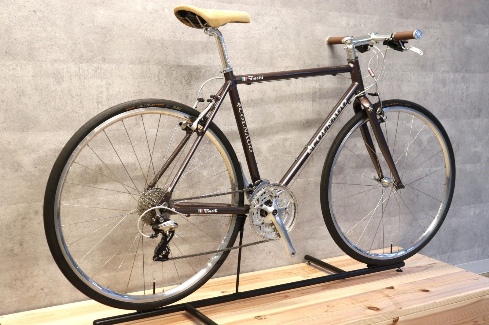 COLNAGO 「コルナゴ」 BISCOTTI 2017年モデル クロスバイク コルナゴ COLNAGO ビスコッティ BISCOTTI 2016モデル 520サイズ シマノ