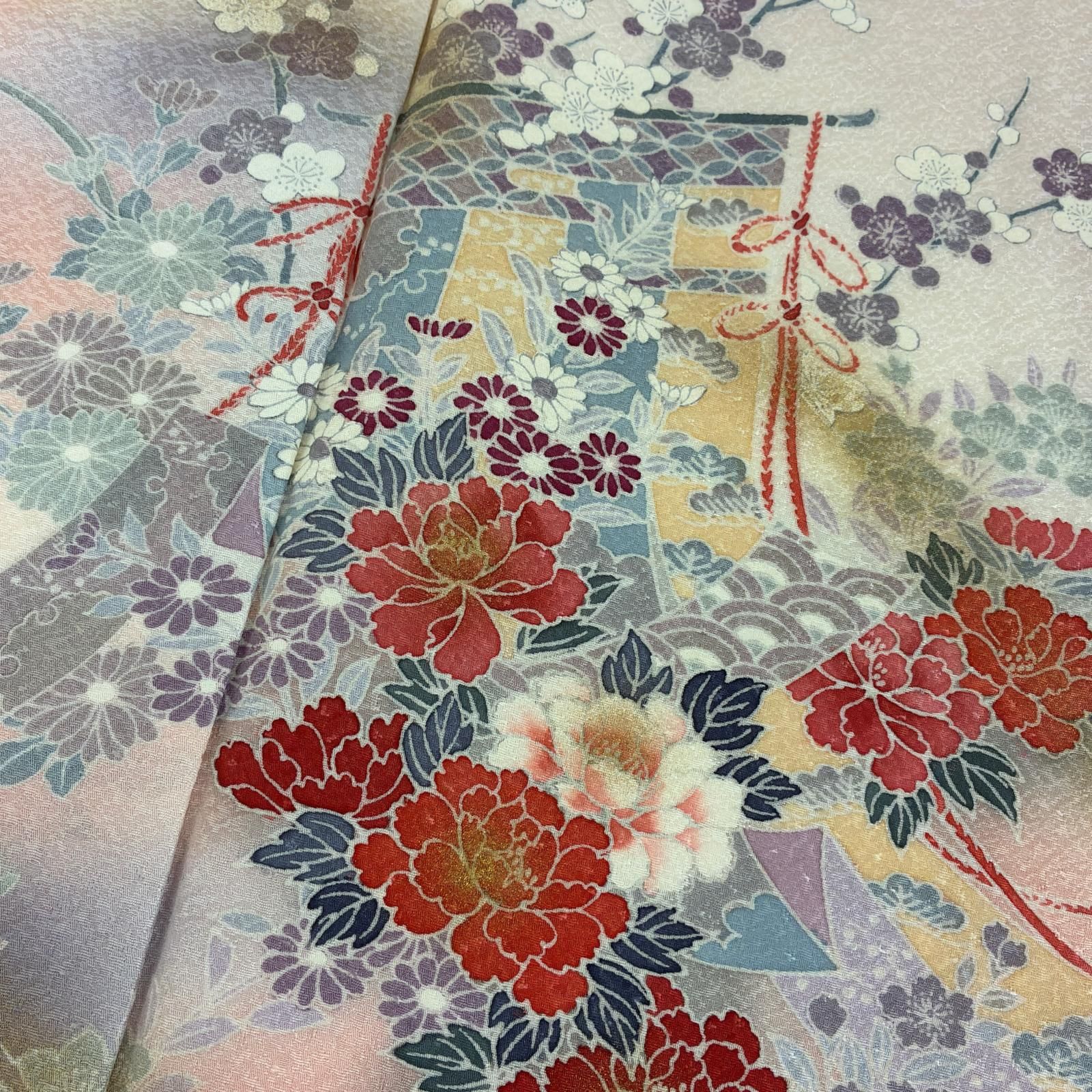 単衣　正絹　付下げ　友禅　花 付下げ 友禅 上品な花柄の染め 紋無し 正絹 着物 a-459 - メルカリ
