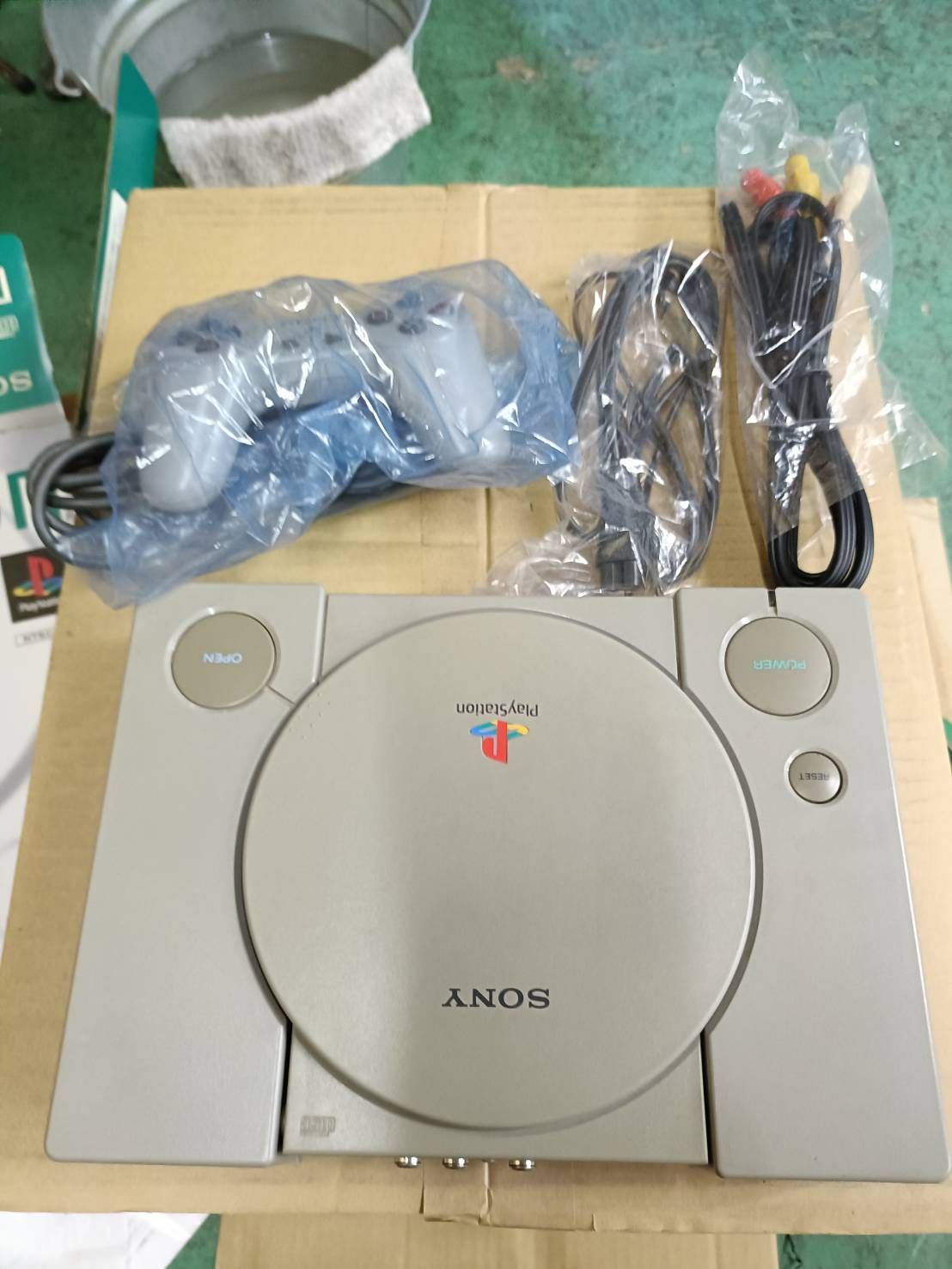 箱・付属品完備/動作OK】初代 プレイステーション SCPH-5500 プレステ