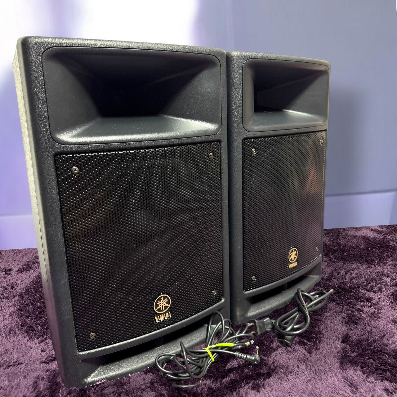 ☆動作品 送料無料 良品 YAMAHA ヤマハ STAGEPAS 300 ポータブル PA