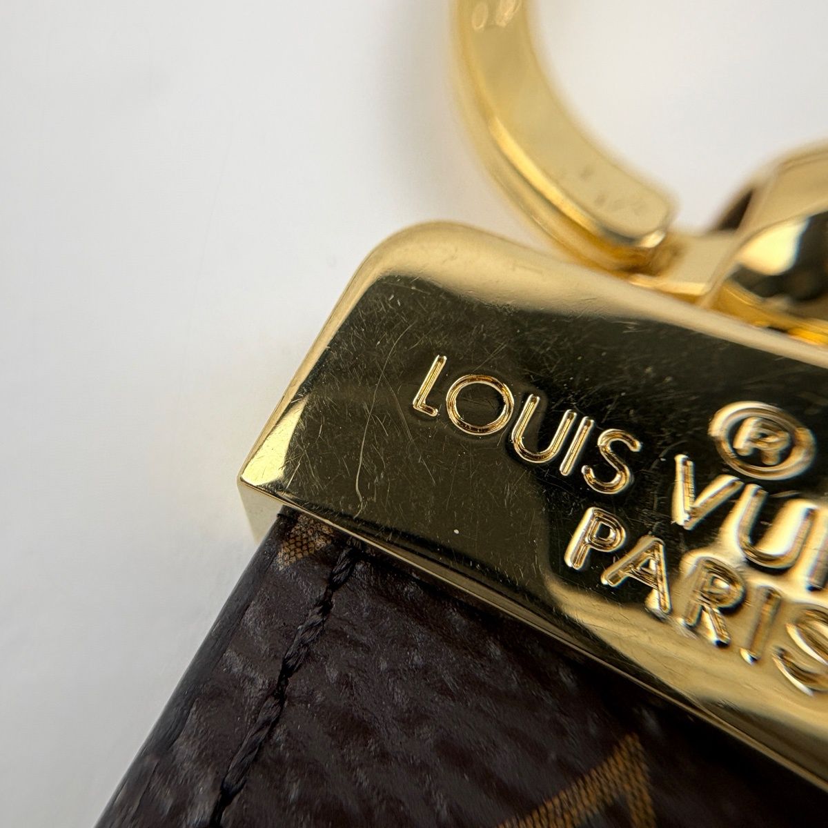 ルイ・ヴィトン Louis Vuitton キーホルダー ドラゴンヌ メタル