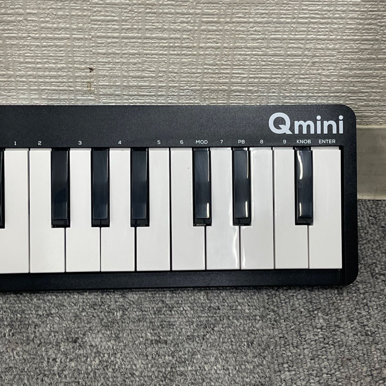 NPA】ジャンク ALESIS Qmini アレシス 32鍵 MIDIキーボード - メルカリ