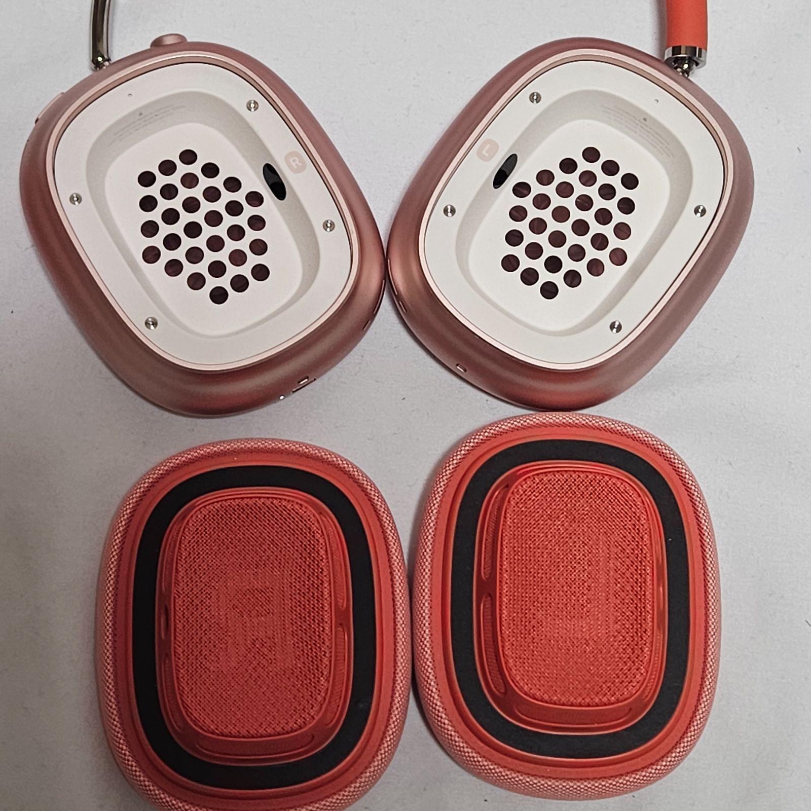 Apple AirPods Max ピンク Lightningモデル Apple AirPods Max ピンク Lightningモデル