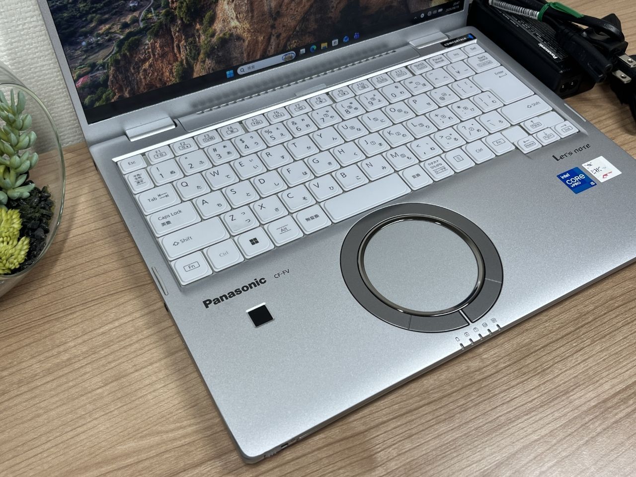 限定品〉05181 Panasonic CF-FV1 16GB/256GB 第11世代 14型大画面 office2024 ノートパソコン