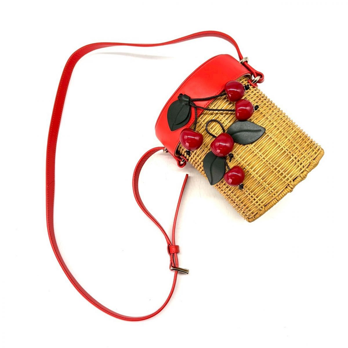 【夏をひと粒まとって】　kate spade　かごバッグ ピクニック ウィッカー クロスボディ さくらんぼ ショルダーバッグ ラタン　レッド