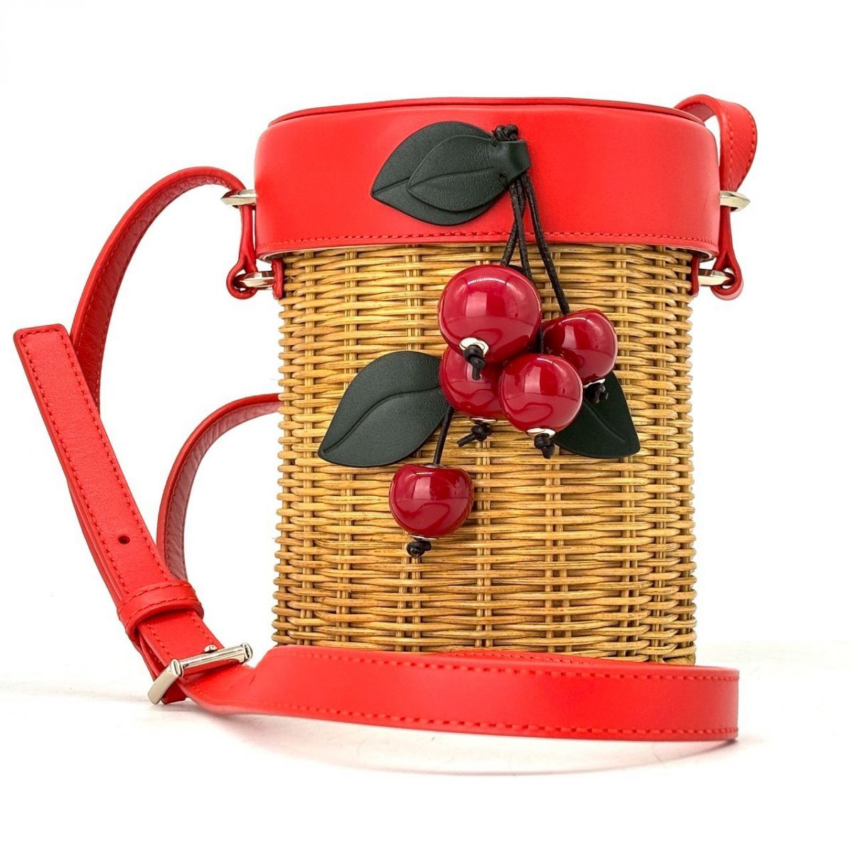 【夏をひと粒まとって】　kate spade　かごバッグ ピクニック ウィッカー クロスボディ さくらんぼ ショルダーバッグ ラタン　レッド