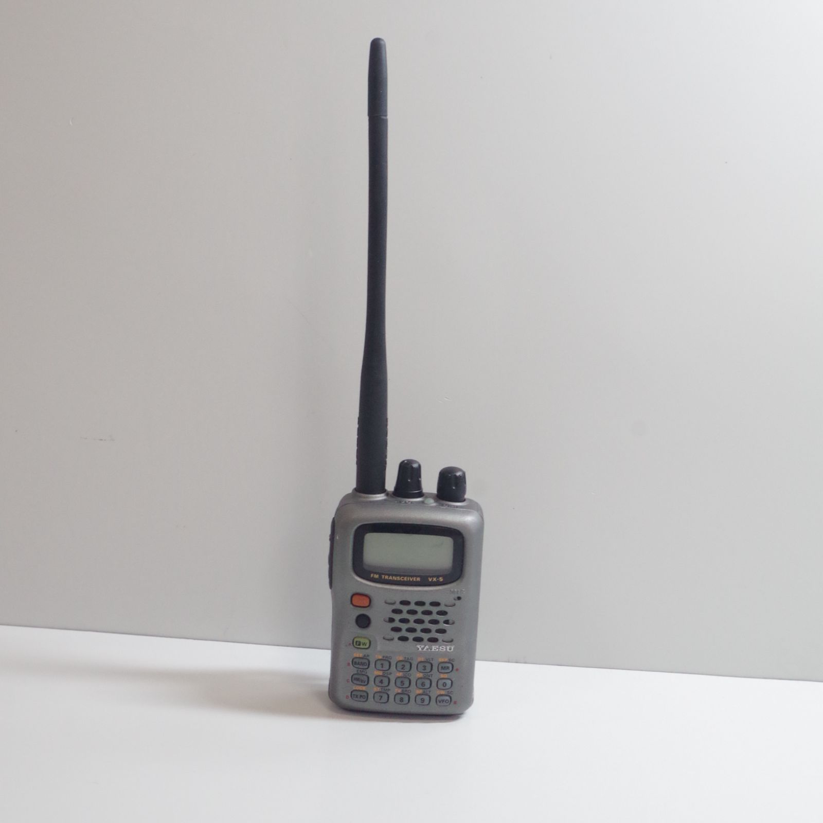 B0721 YAESU VX-5 トリプルバンド FMトランシーバー - メルカリ