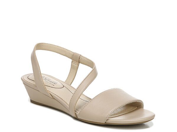 ライフストライド レディース シューズ サンダル LifeStride Yasmine Wedge Sandal Taupe トープ