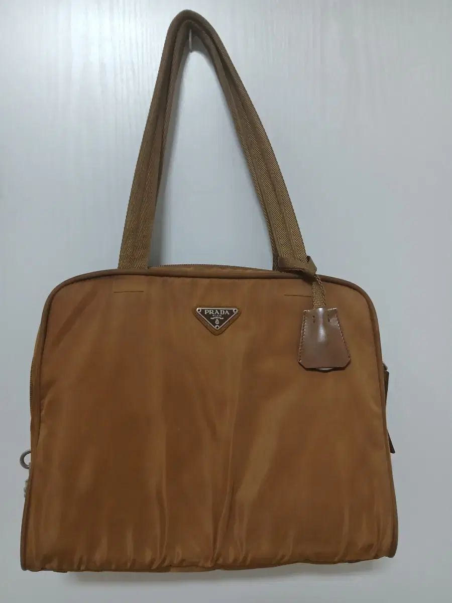 PRADA プラダ 正規品 ショルダーバッグ ブラウン