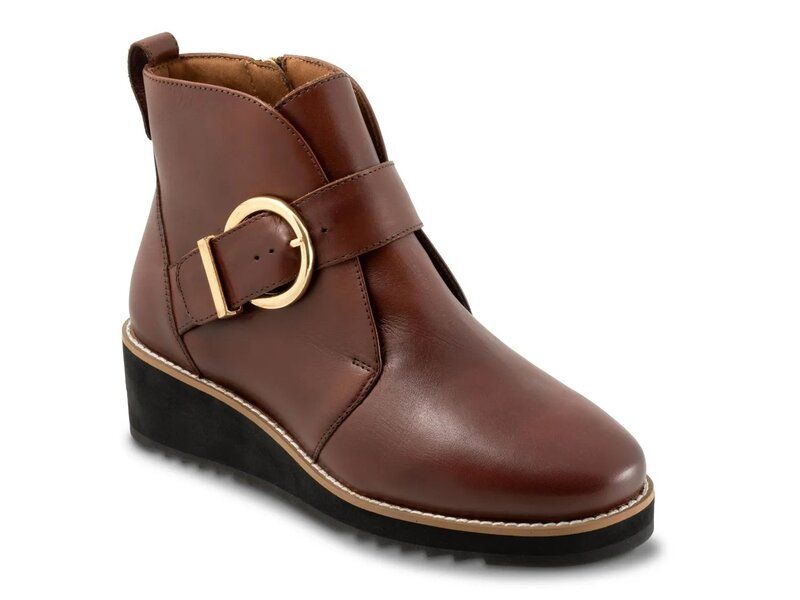 トロッターズ レディース シューズ ブーツ・レインブーツ Trotters Wendi Wedge Bootie Cognac